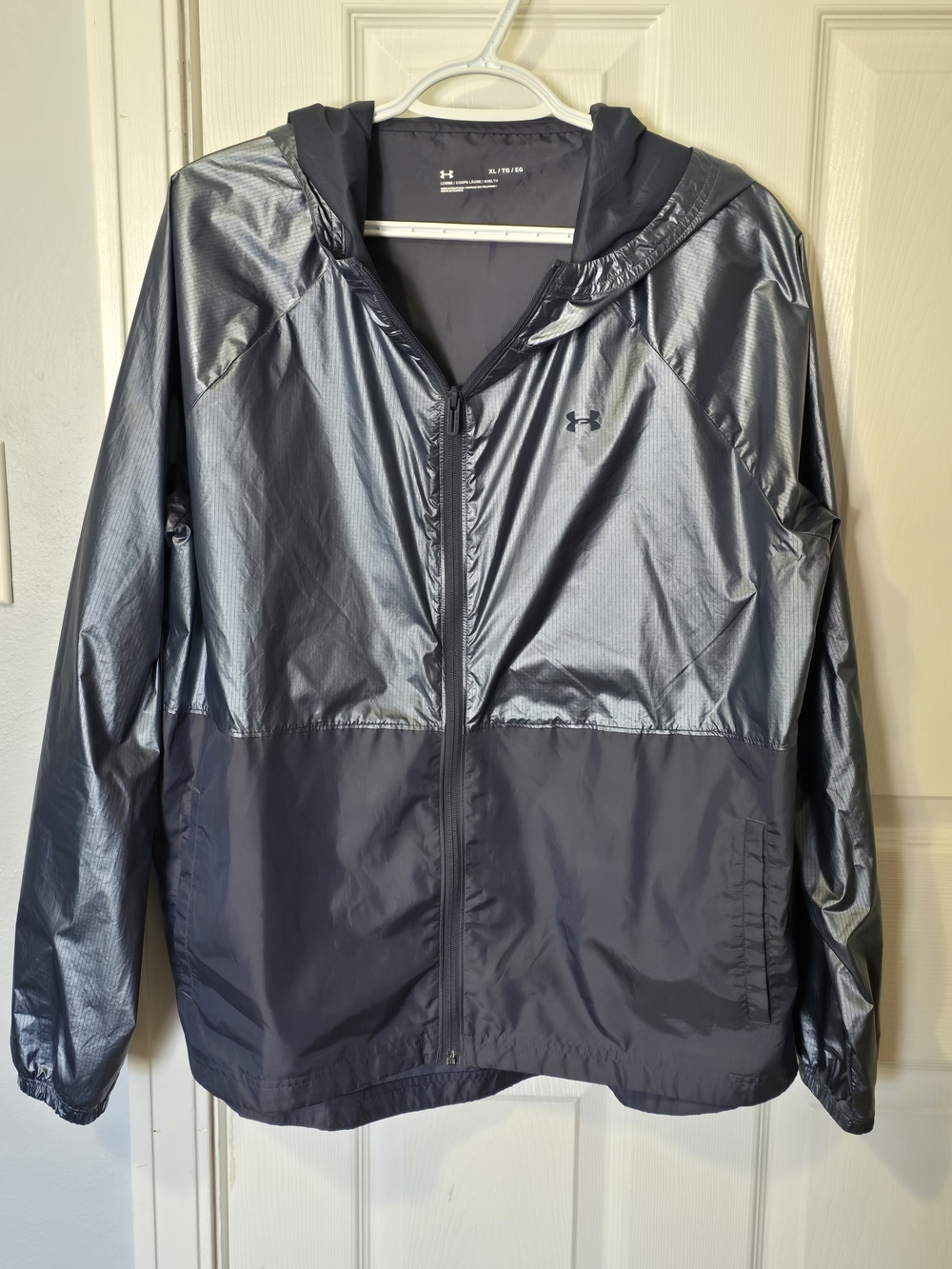 UNDER ARMOUR Women's Hooded Windbreaker Jacket, Size XL (Loose), Blue